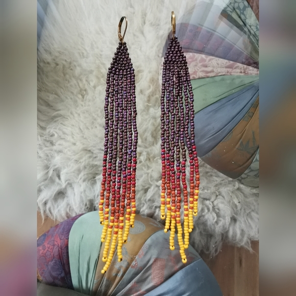🤍 Handmade Beaded Pacific Thread Earrings - Picture 1 of 5